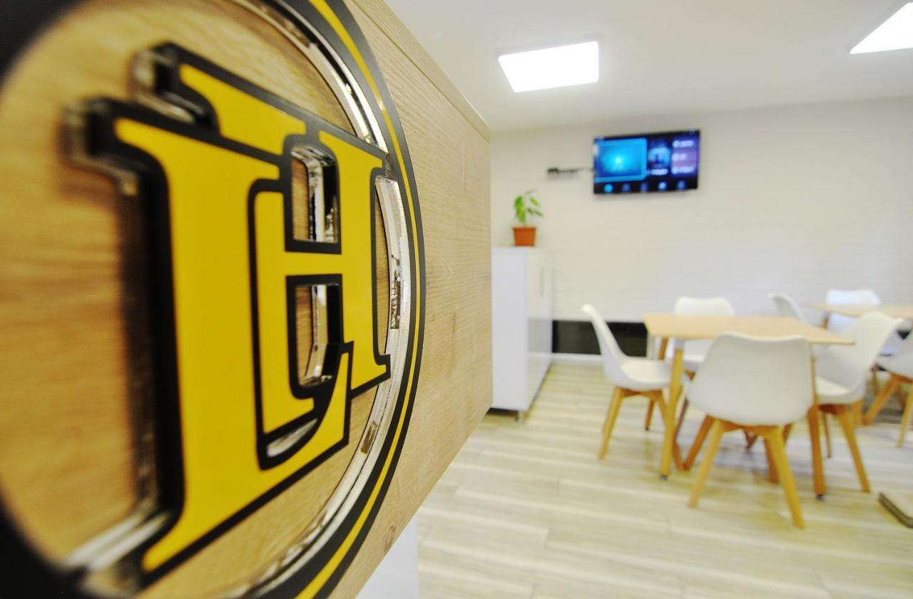 Light Hotel Tbilisi Bagian luar foto