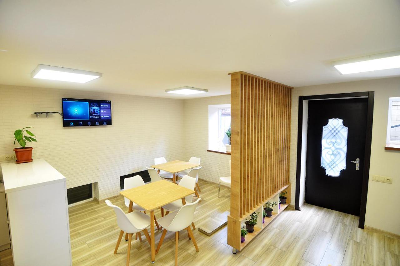 Light Hotel Tbilisi Bagian luar foto