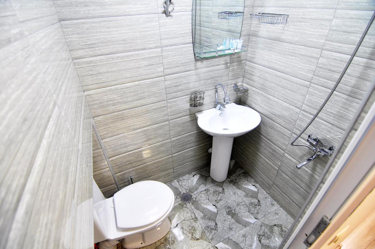 Light Hotel Tbilisi Ruang foto